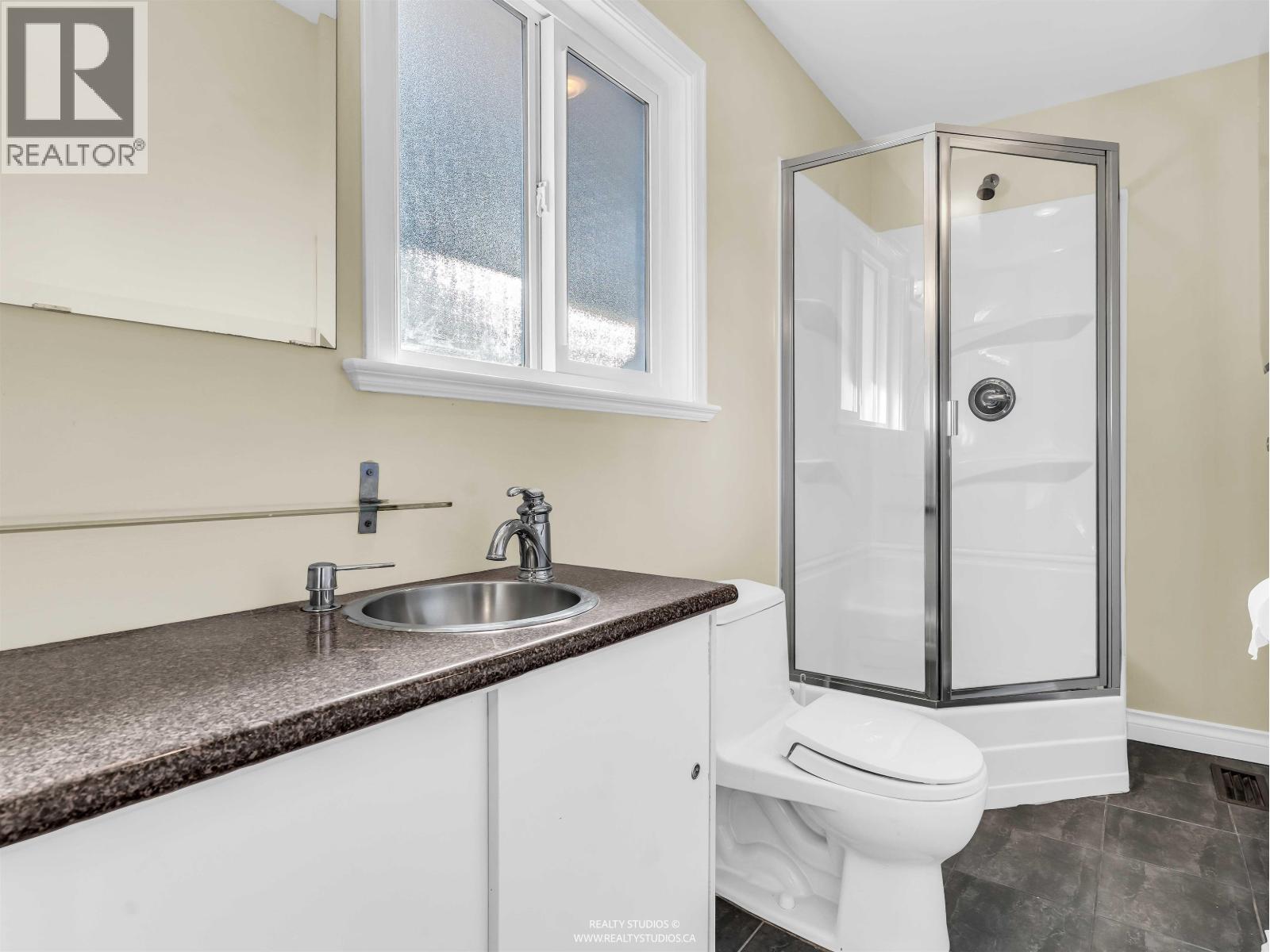 6431 Nanika Crescent, Richmond, British Columbia  V7C 2W6 - Photo 35 - R3105239