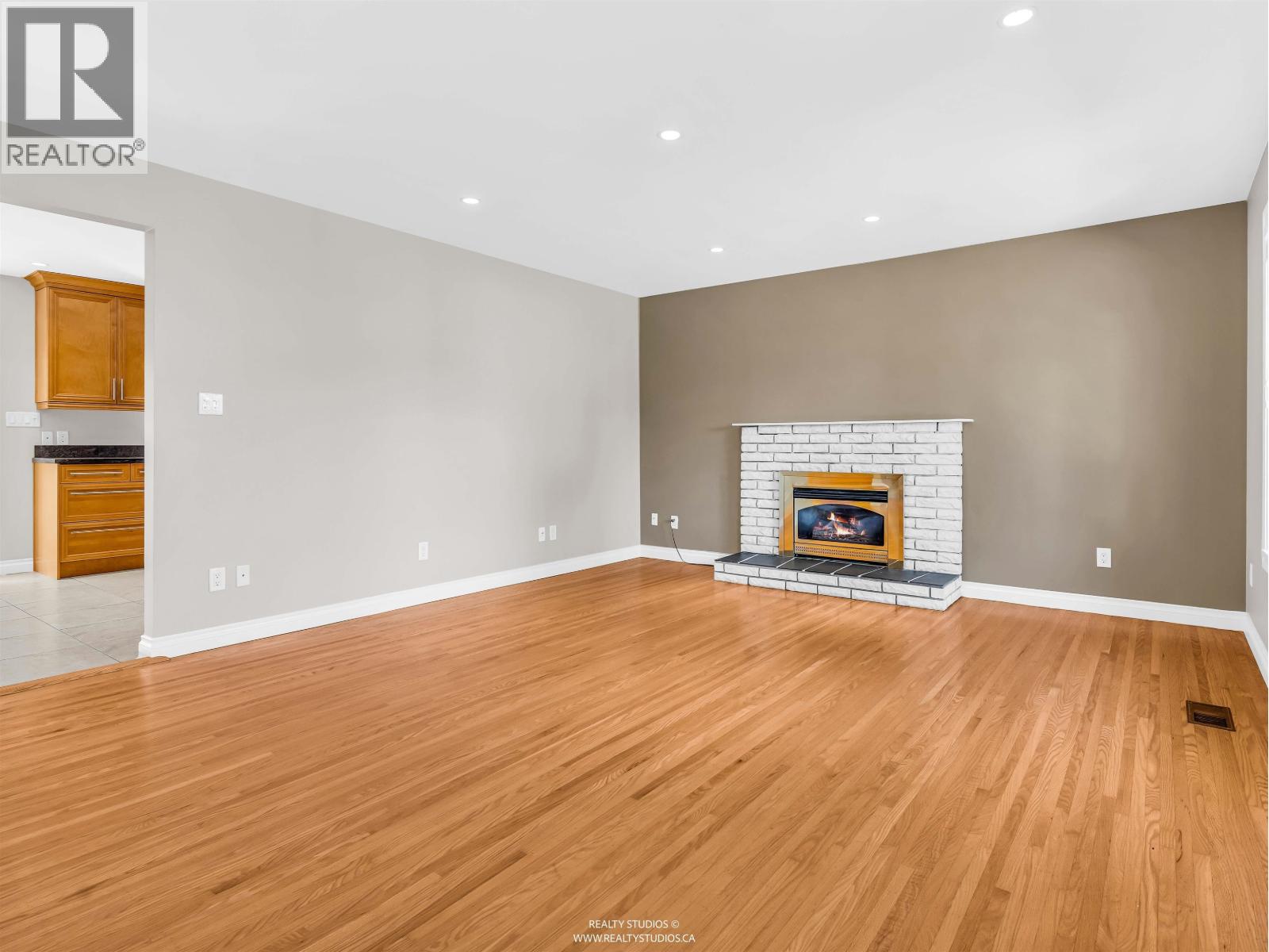 6431 Nanika Crescent, Richmond, British Columbia  V7C 2W6 - Photo 29 - R3105239