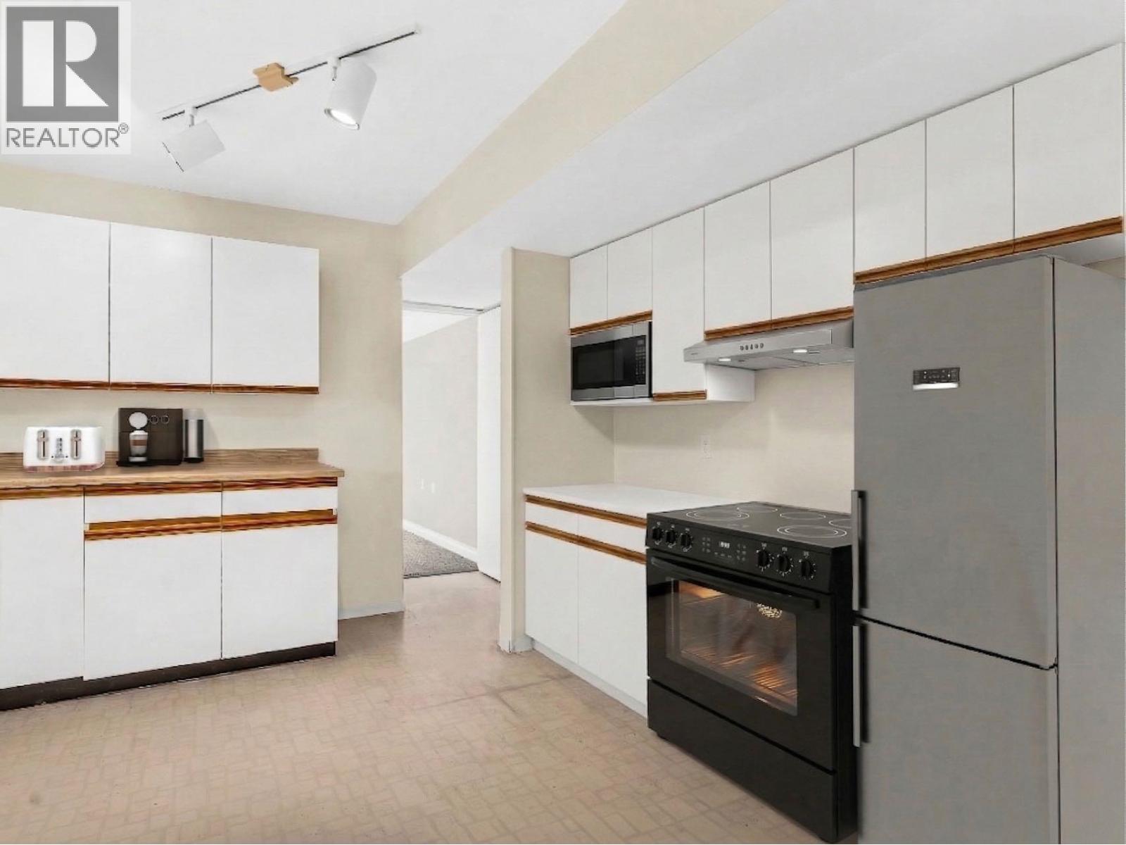 6431 Nanika Crescent, Richmond, British Columbia  V7C 2W6 - Photo 12 - R3105239