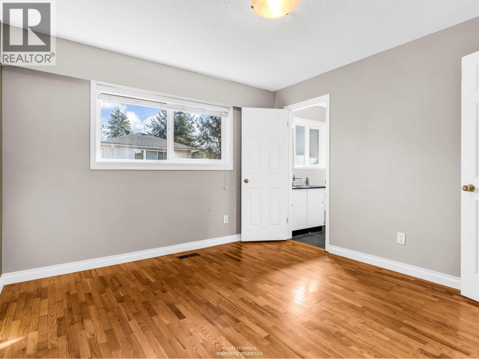 6431 Nanika Crescent, Richmond, British Columbia  V7C 2W6 - Photo 32 - R3105239