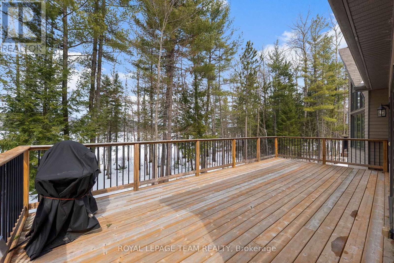 424 Lakewoods Drive, Madawaska Valley, Ontario  K0J 1B0 - Photo 45 - X12954764