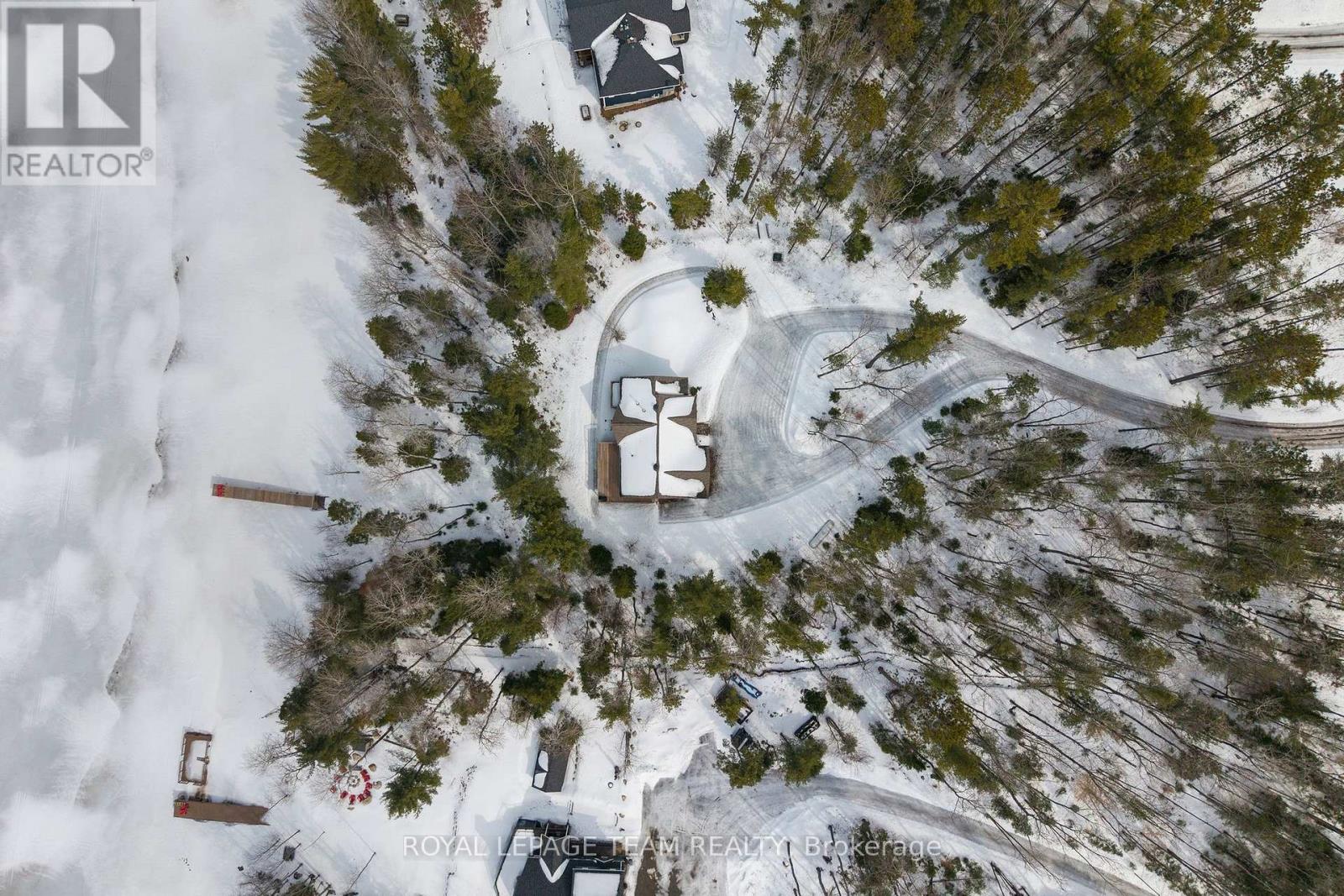 424 Lakewoods Drive, Madawaska Valley, Ontario  K0J 1B0 - Photo 7 - X12954764