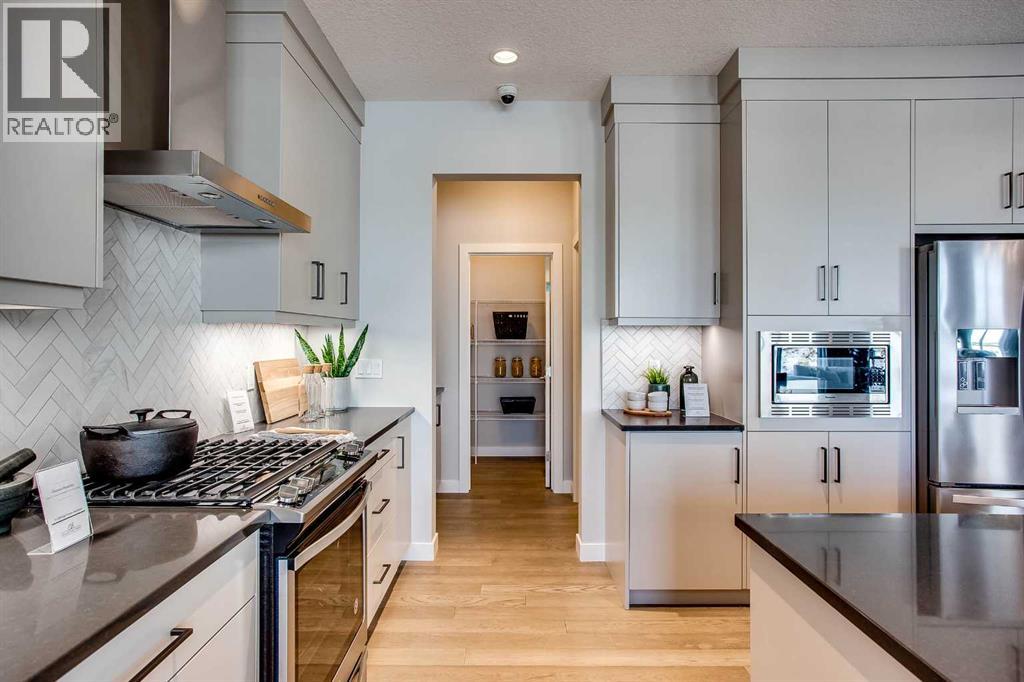 69 Rockyvale Green NW, Calgary, Alberta  T3G 0G4 - Photo 5 - A2297820