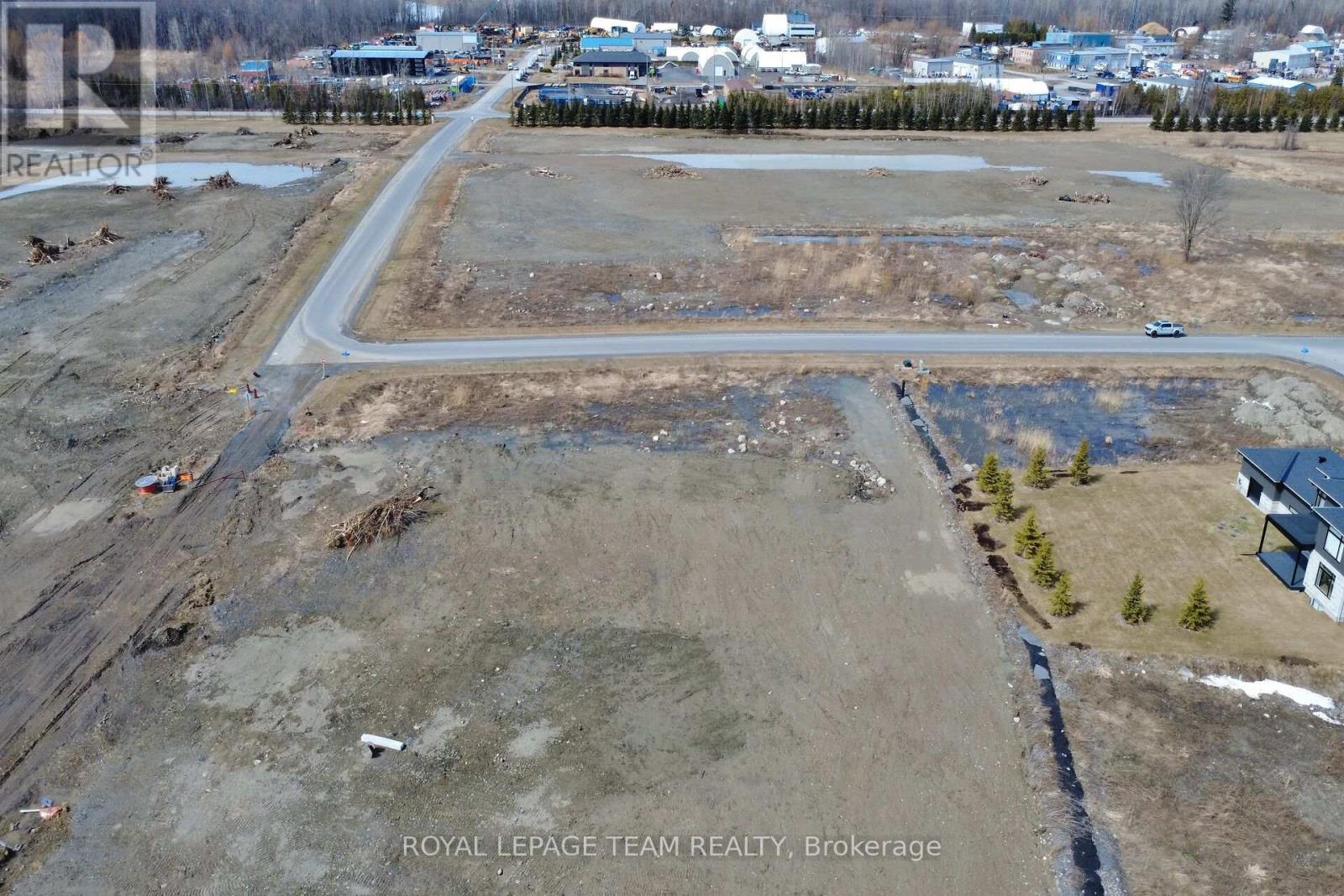 6715 Still Meadow Way, Ottawa, Ontario  K4P 0G1 - Photo 11 - X12954750