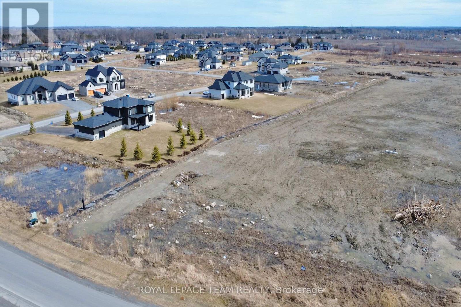 6715 Still Meadow Way, Ottawa, Ontario  K4P 0G1 - Photo 5 - X12954750