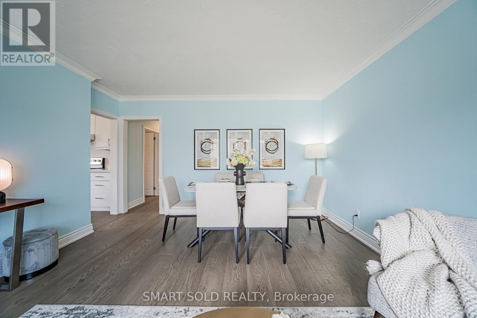 995 Garrard Avenue, Mississauga, Ontario  L5E 1L4 - Photo 11 - W12885392