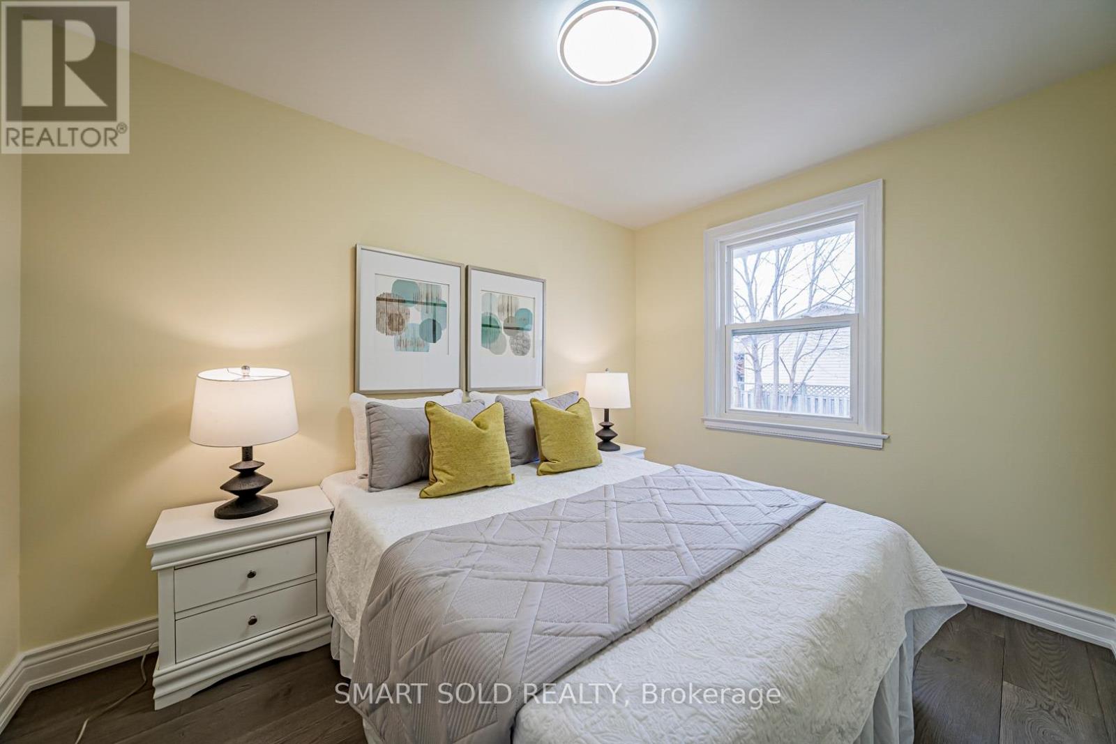 995 Garrard Avenue, Mississauga, Ontario  L5E 1L4 - Photo 28 - W12885392