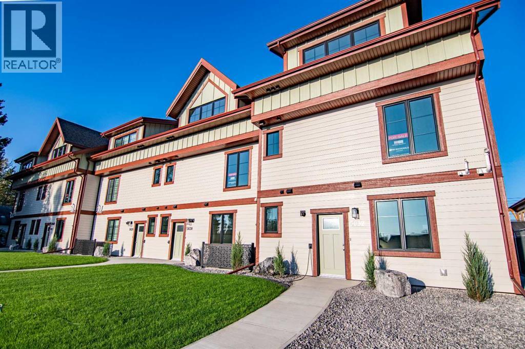 5026 48 Street, Rocky Mountain House, Alberta  T4T 1C1 - Photo 3 - A2284875