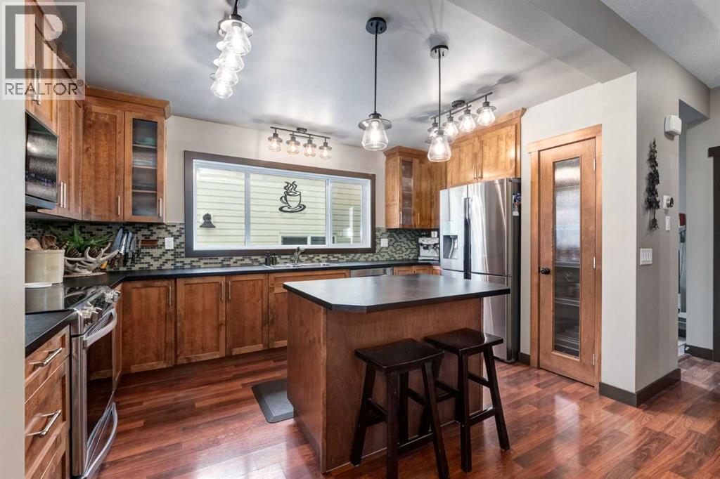 4 Copperpond Grove SE, Calgary, Alberta  T3S 0A6 - Photo 4 - A2296269