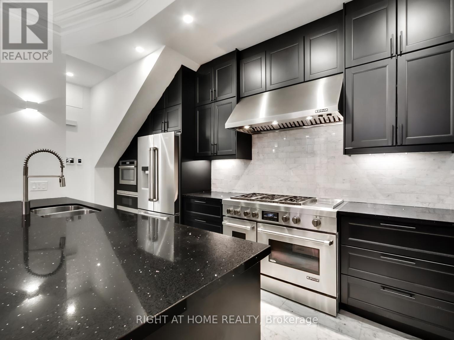 Unit 1 - 36 River Street, Toronto, Ontario  M5A 3N9 - Photo 24 - C12954738