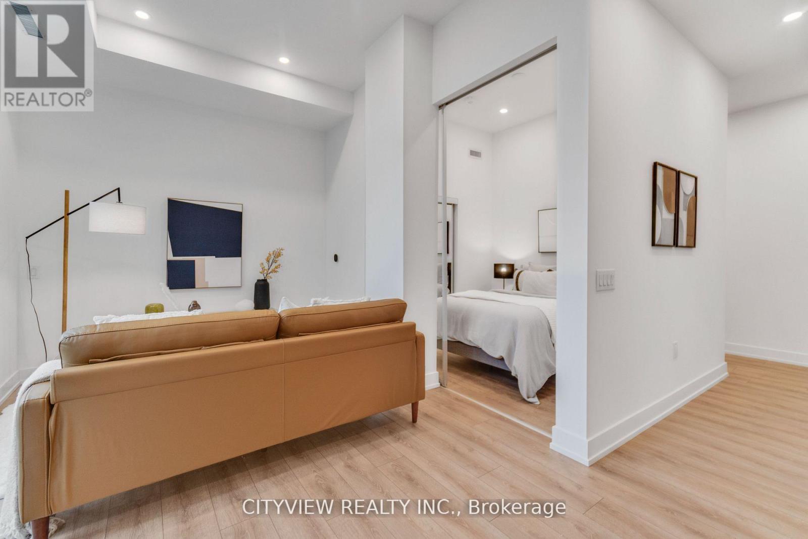 Ph13 - 500 Dupont Street, Toronto, Ontario  M6G 1Y7 - Photo 9 - C12954748