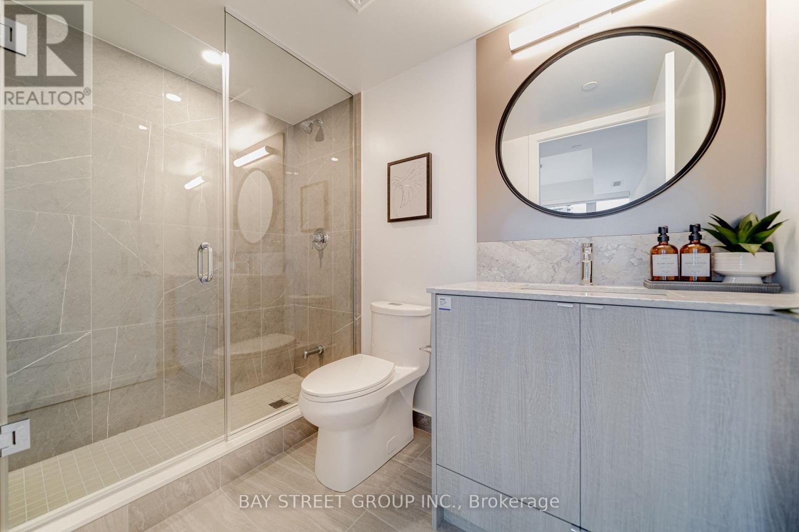 1906 - 771 Yonge Street, Toronto, Ontario  M4W 0B8 - Photo 11 - C12954752