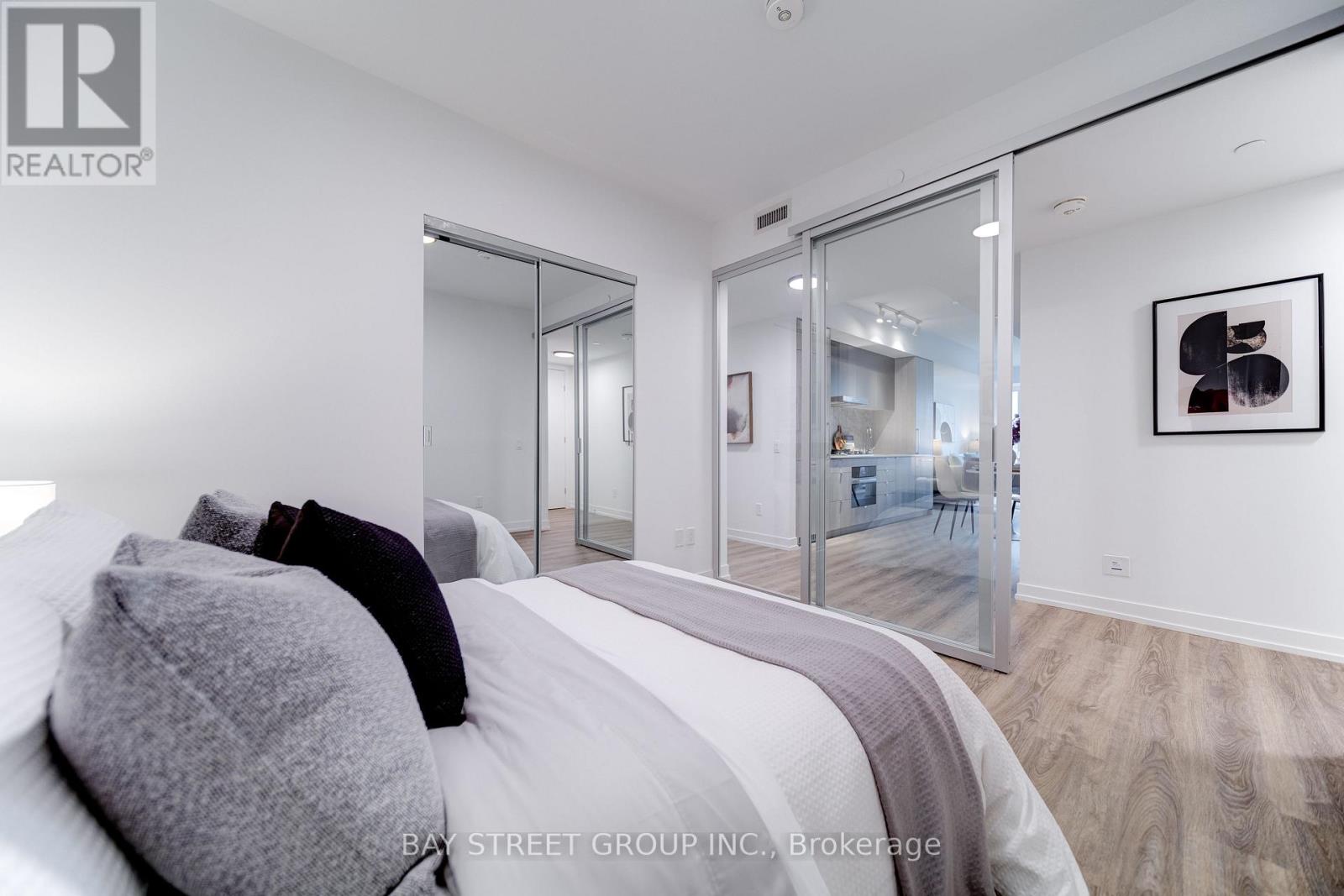 1906 - 771 Yonge Street, Toronto, Ontario  M4W 0B8 - Photo 13 - C12954752