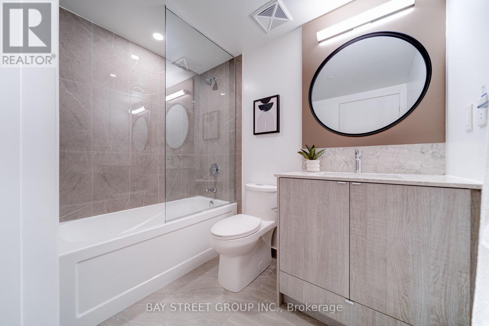 1906 - 771 Yonge Street, Toronto, Ontario  M4W 0B8 - Photo 15 - C12954752