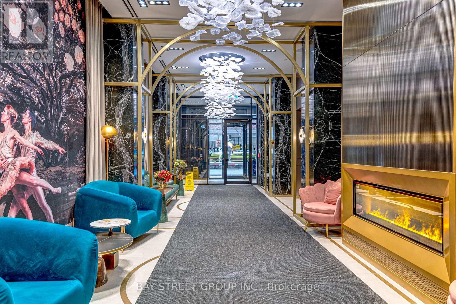 1906 - 771 Yonge Street, Toronto, Ontario  M4W 0B8 - Photo 17 - C12954752