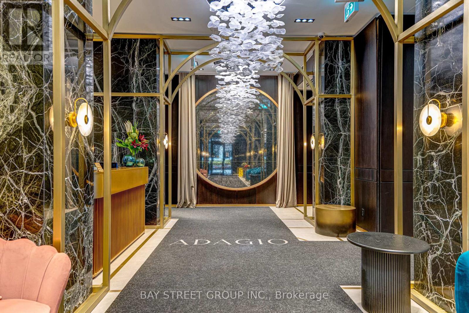 1906 - 771 Yonge Street, Toronto, Ontario  M4W 0B8 - Photo 3 - C12954752