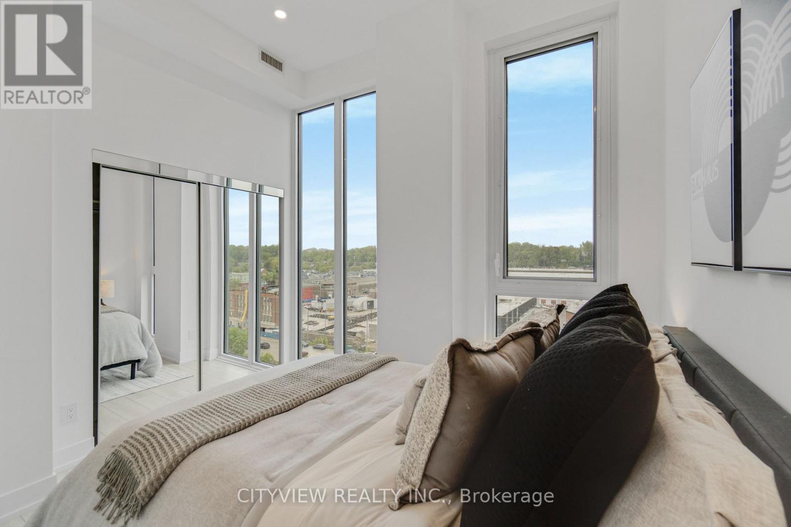 Ph5 - 500 Dupont Street, Toronto, Ontario  M6G 1Y7 - Photo 25 - C12954758