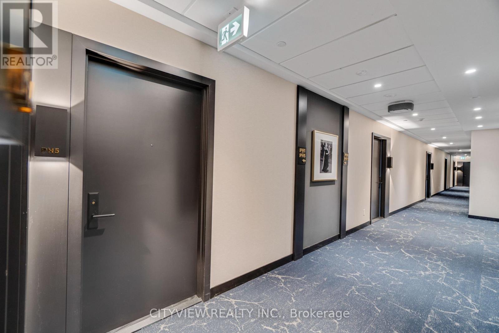 Ph5 - 500 Dupont Street, Toronto, Ontario  M6G 1Y7 - Photo 9 - C12954758