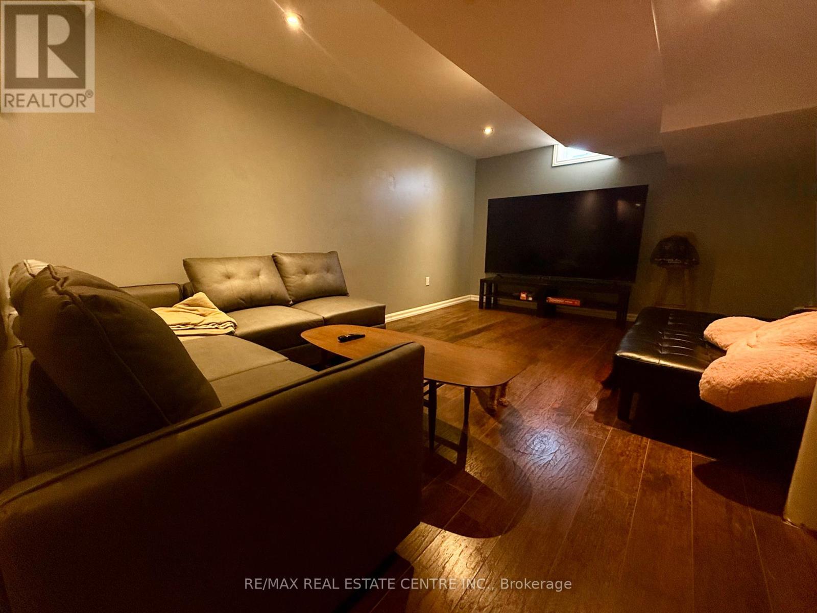 2225 Dale Ridge Drive, Oakville, Ontario  L6M 3L4 - Photo 19 - W12948734