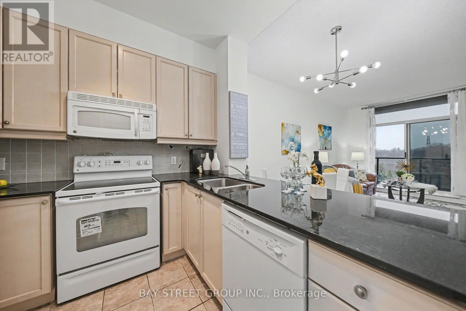 507 - 25 Earlington Avenue, Toronto, Ontario  M8X 3A3 - Photo 12 - W12943652