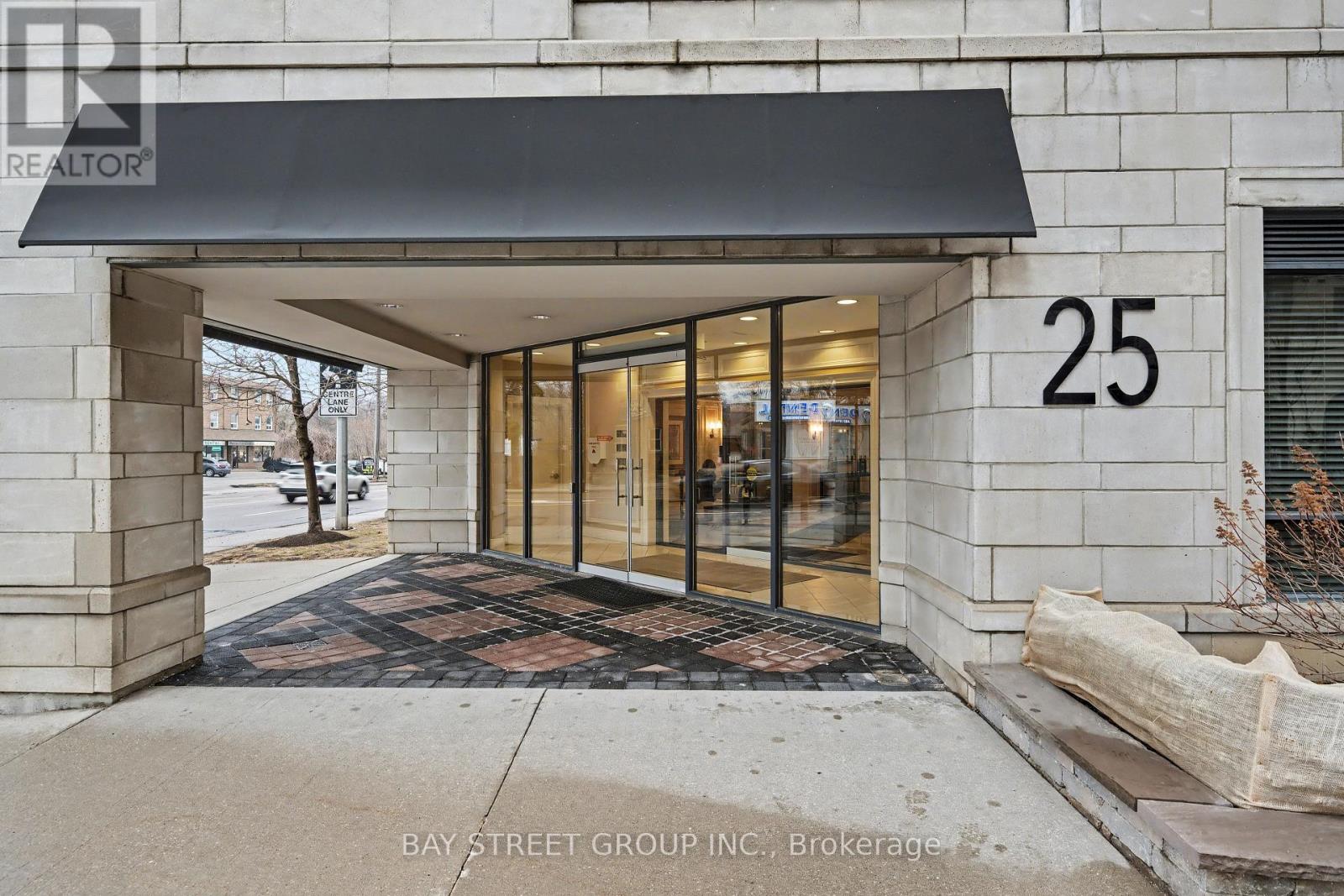 507 - 25 Earlington Avenue, Toronto, Ontario  M8X 3A3 - Photo 3 - W12943652