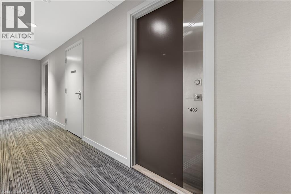 2081 Fairview Street Unit 1402, Burlington, Ontario  L7R 2C8 - Photo 4 - 40817500