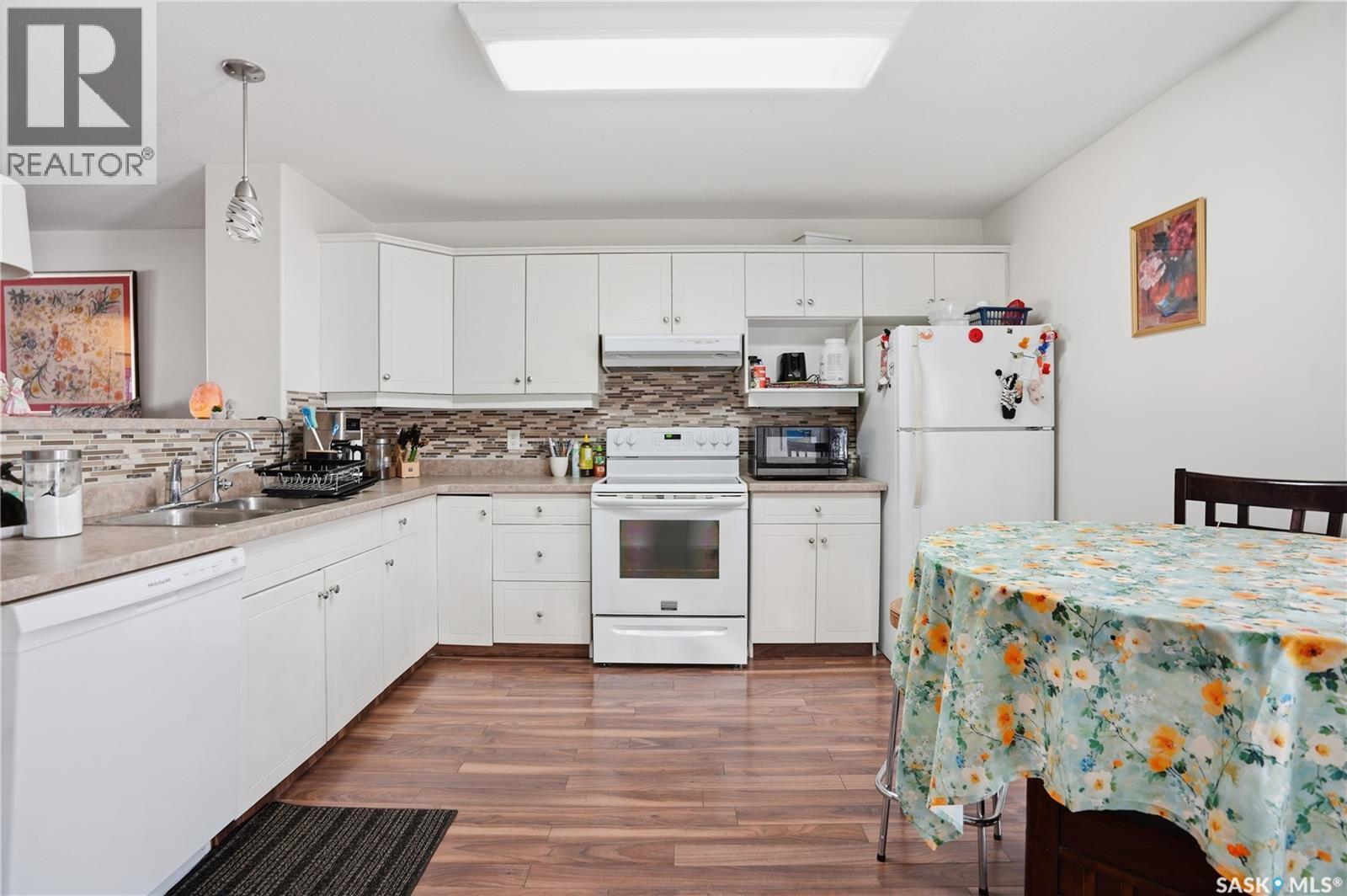 2171 Toronto Street, Regina, Saskatchewan  S4P 0B7 - Photo 11 - SK032019