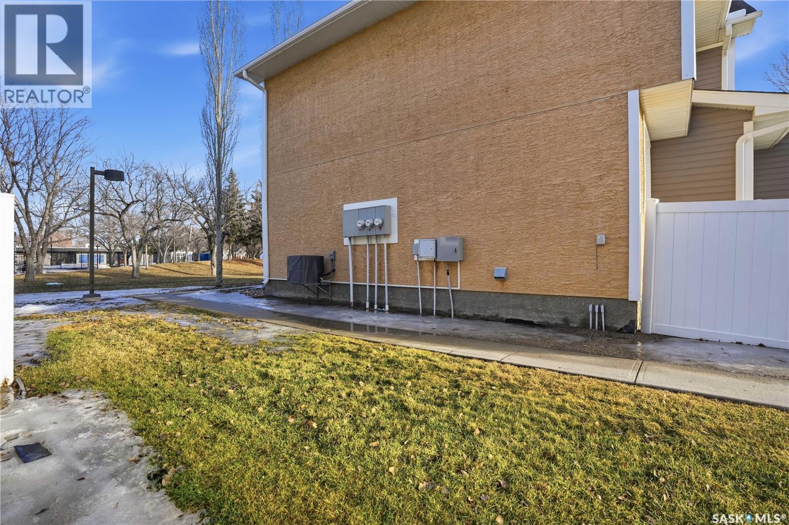 2171 Toronto Street, Regina, Saskatchewan  S4P 0B7 - Photo 34 - SK032019