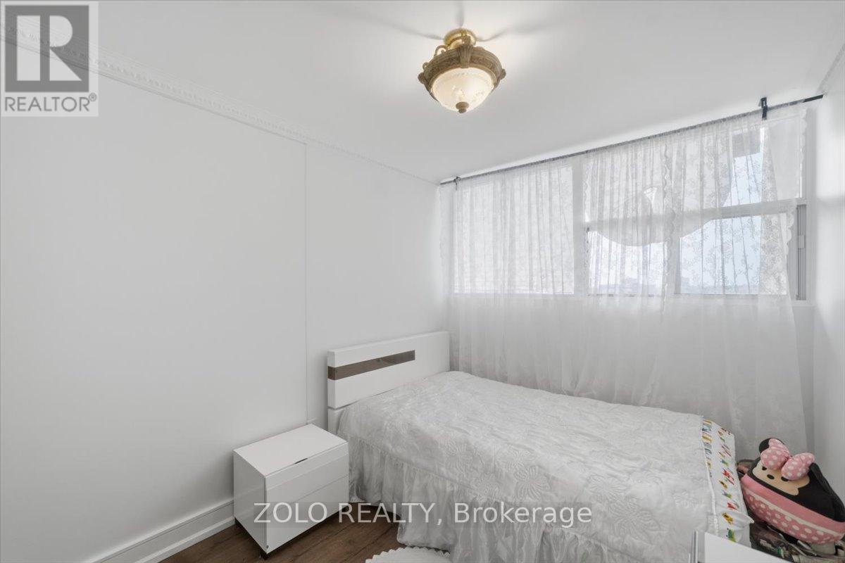 707 - 2121 Roche Court, Mississauga, Ontario  L5K 2C7 - Photo 22 - W12948408