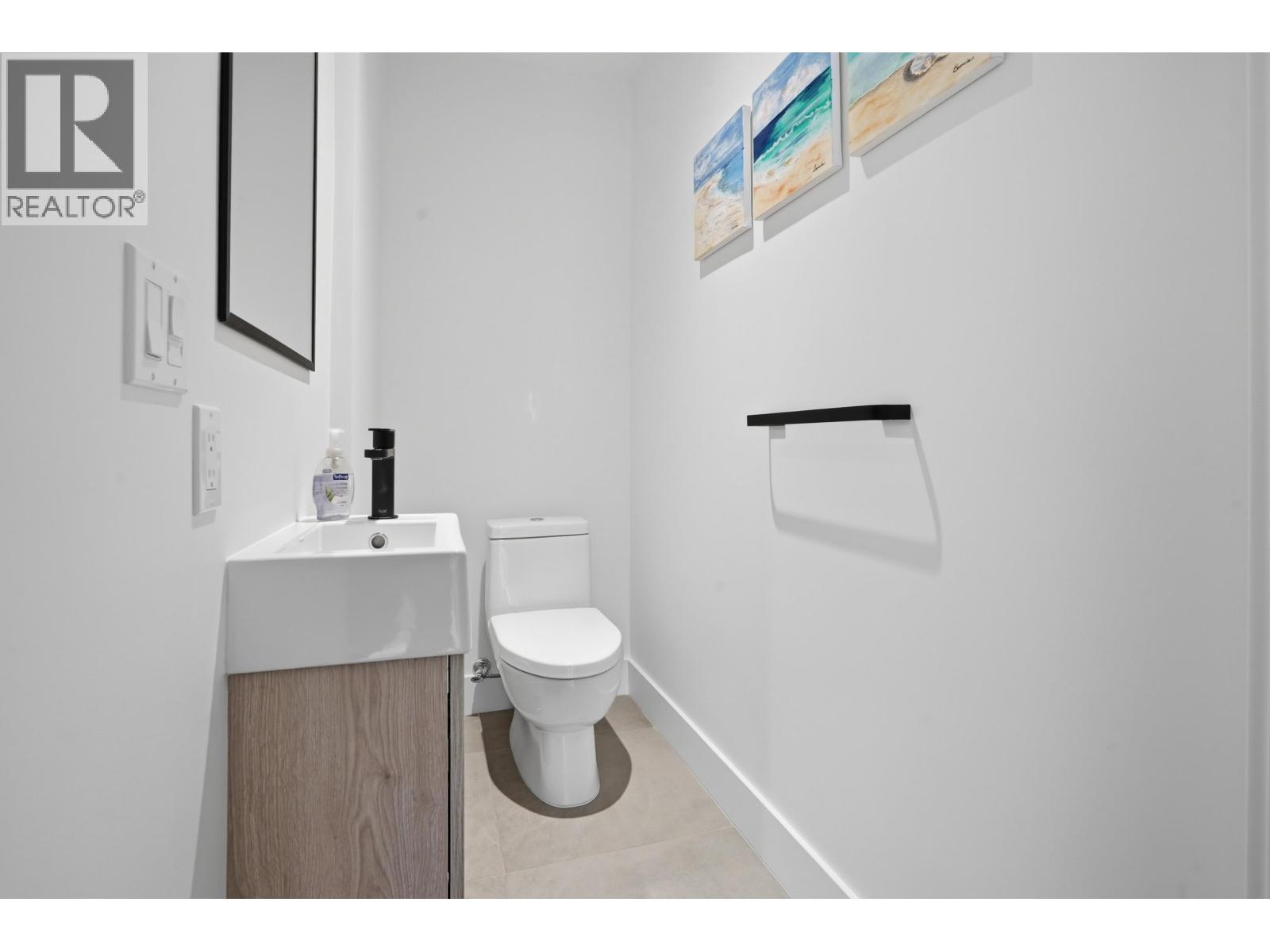 3960 Dumfries Street, Vancouver, British Columbia  V5N 0J1 - Photo 10 - R3105106