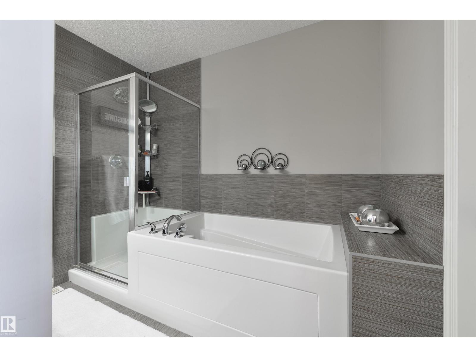 8333 Ellis Cr Nw, Edmonton, Alberta  T6M 0P7 - Photo 36 - E4479705