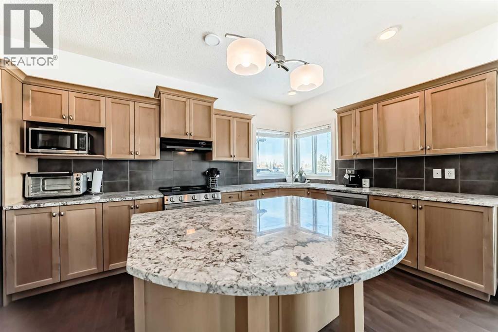 2002 High Country Rise NW, High River, Alberta  T1V 0C9 - Photo 3 - A2297676