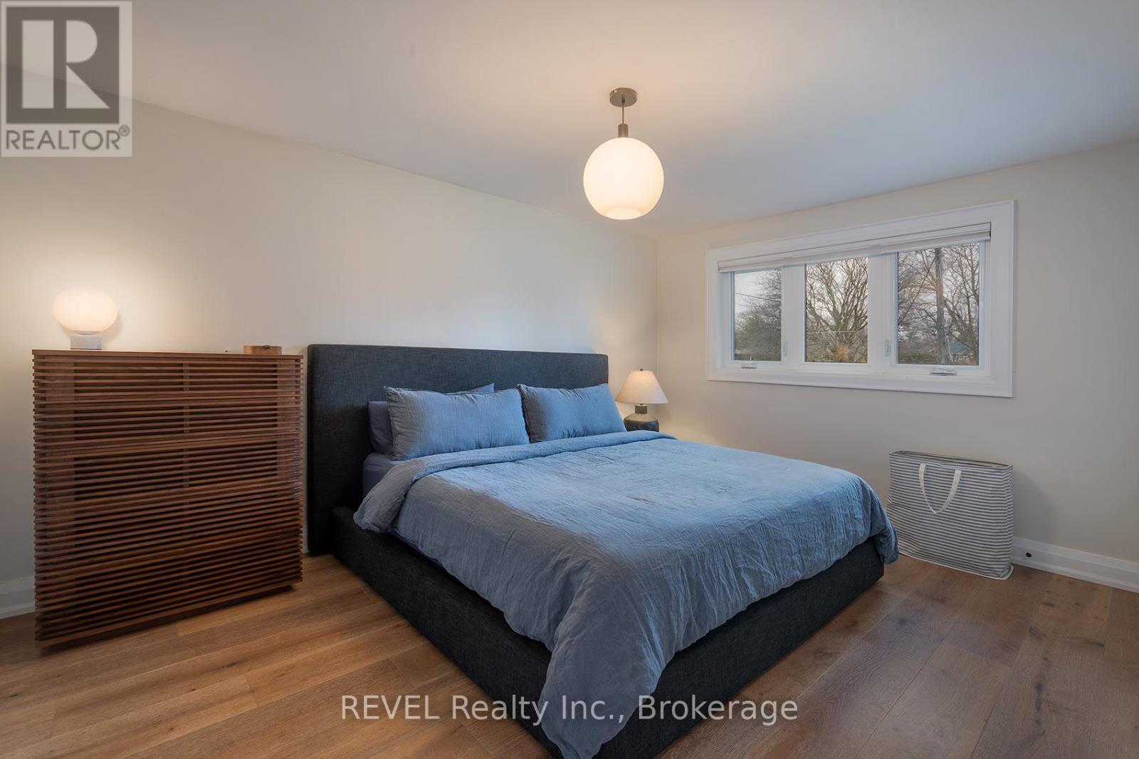 3394 Guildwood Drive, Burlington, Ontario  L7N 1L7 - Photo 20 - W12954836