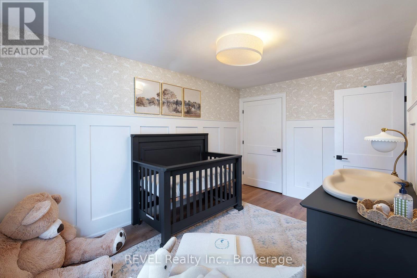 3394 Guildwood Drive, Burlington, Ontario  L7N 1L7 - Photo 25 - W12954836