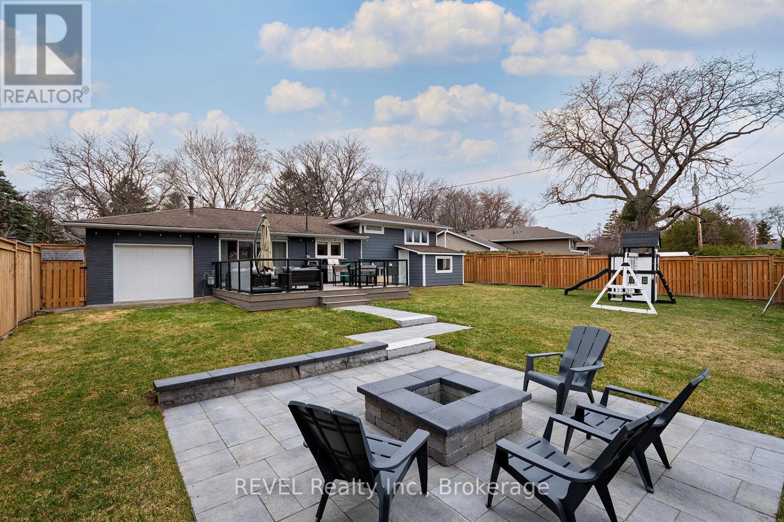 3394 Guildwood Drive, Burlington, Ontario  L7N 1L7 - Photo 45 - W12954836