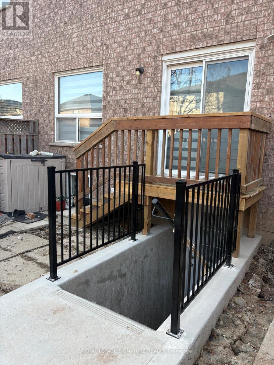 3816 Foxborough Trail, Mississauga, Ontario  L5N 7W4 - Photo 37 - W12951236