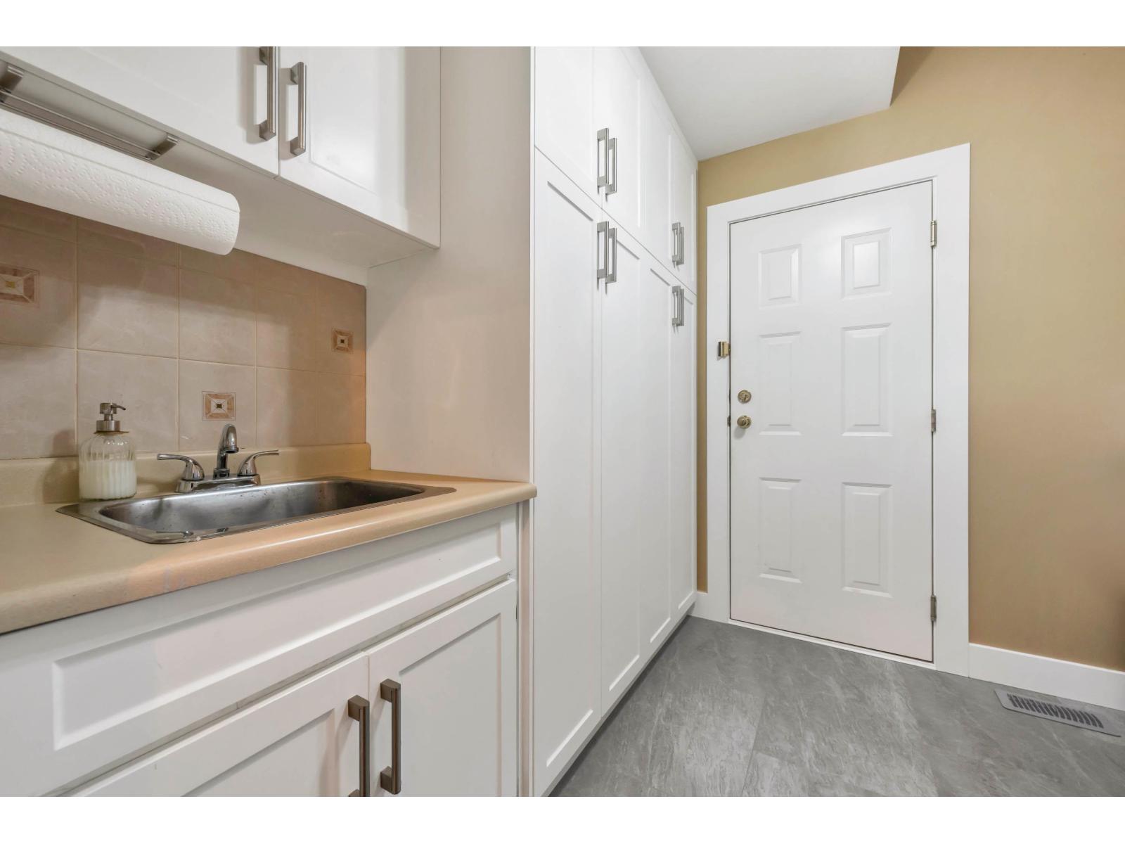 10574 Woodglen Close, Surrey, British Columbia  V4N 1V4 - Photo 28 - R3106745