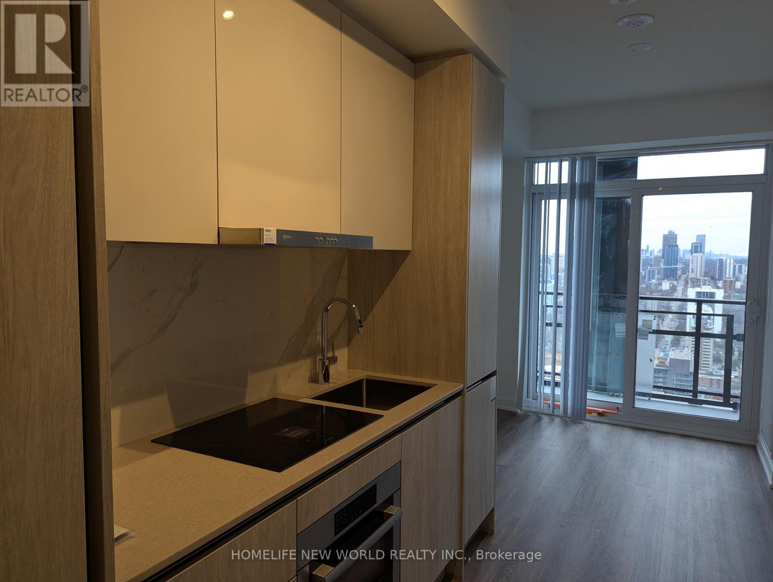 4202 - 180 Front Street E, Toronto, Ontario  M5A 0A9 - Photo 8 - C12954780