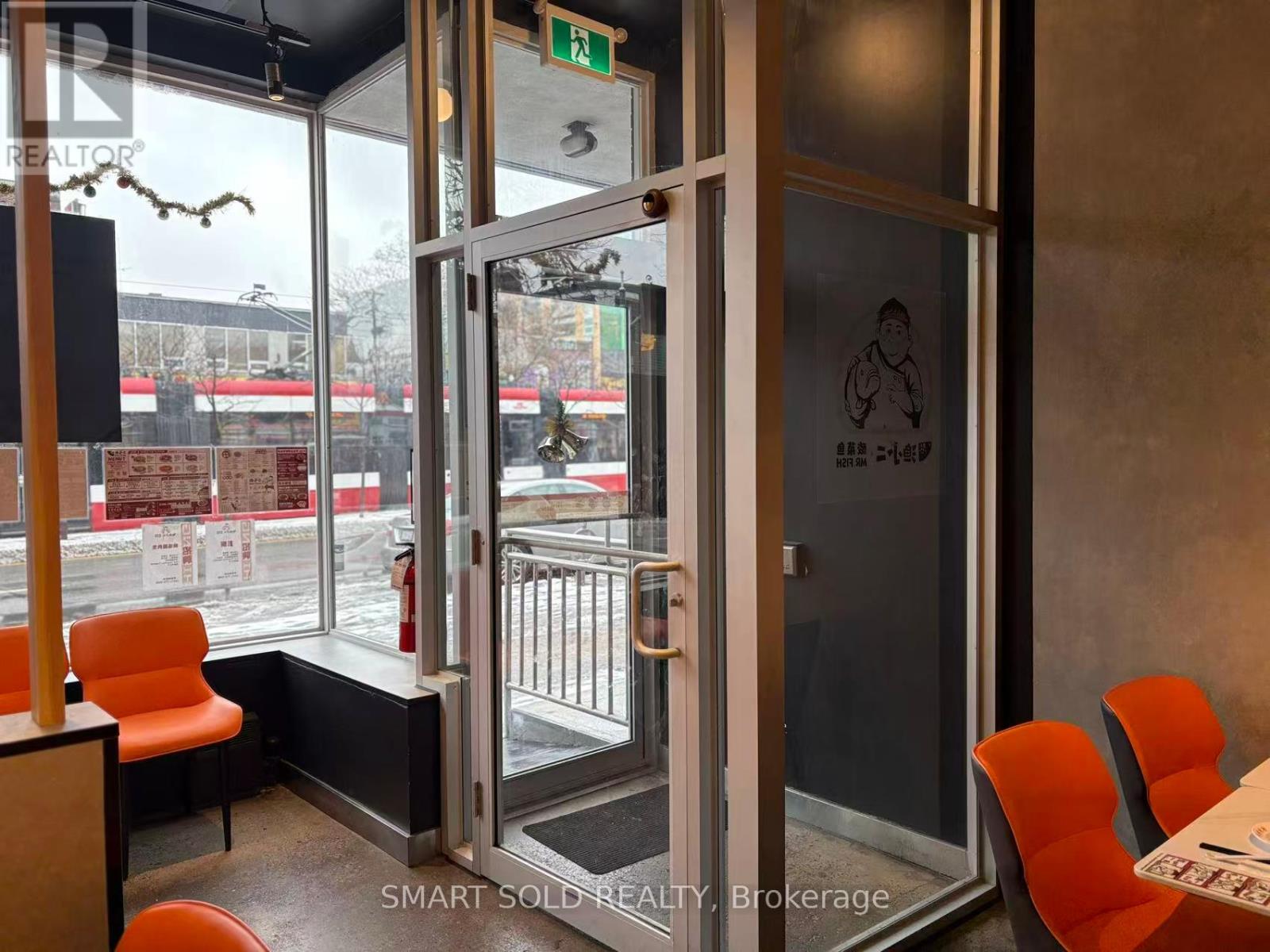 333 Spadina Avenue, Toronto, Ontario  M5T 2E9 - Photo 4 - C12954788