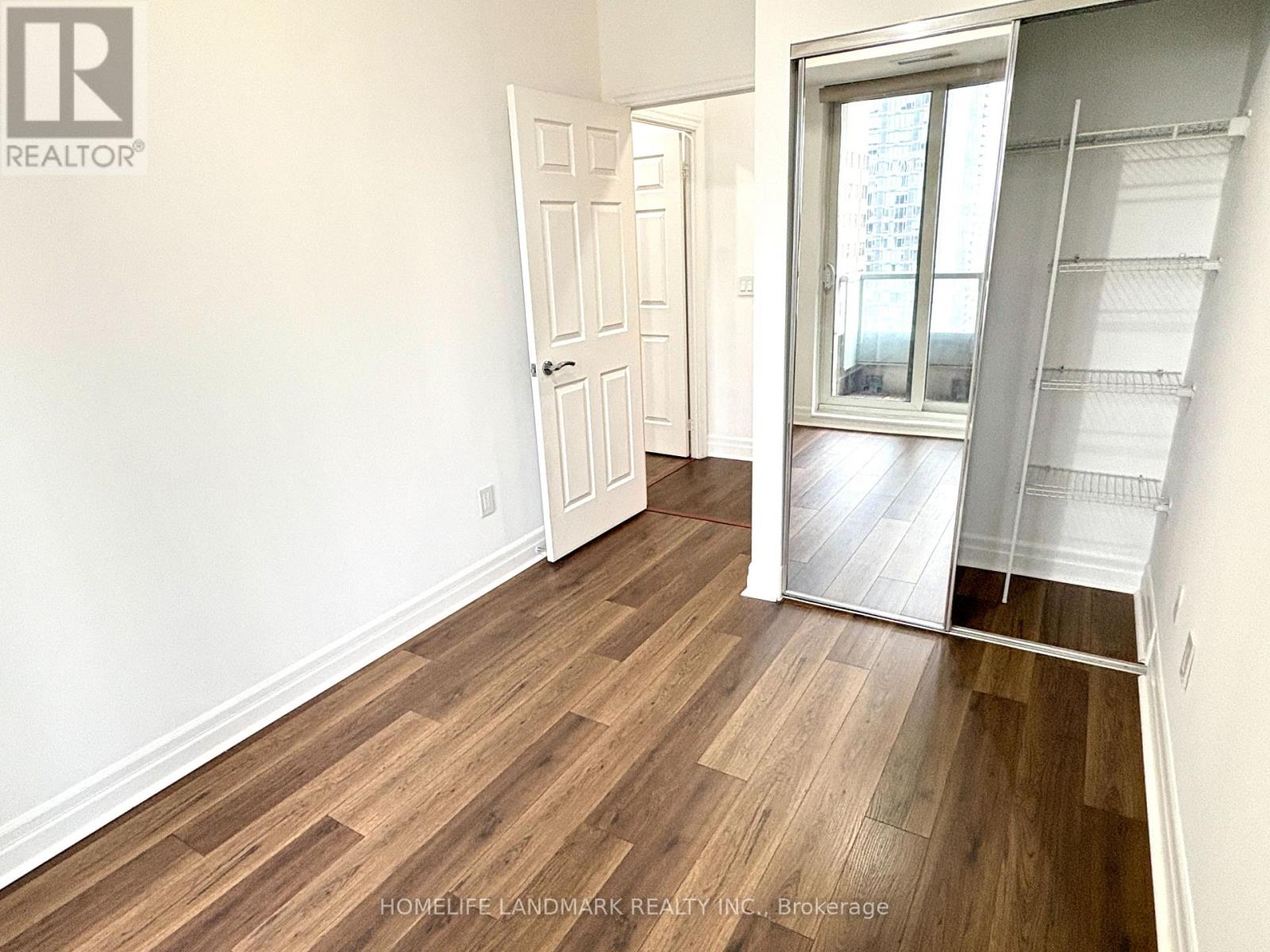 2102 - 35 Balmuto Street, Toronto, Ontario  M4Y 0A3 - Photo 21 - C12954816