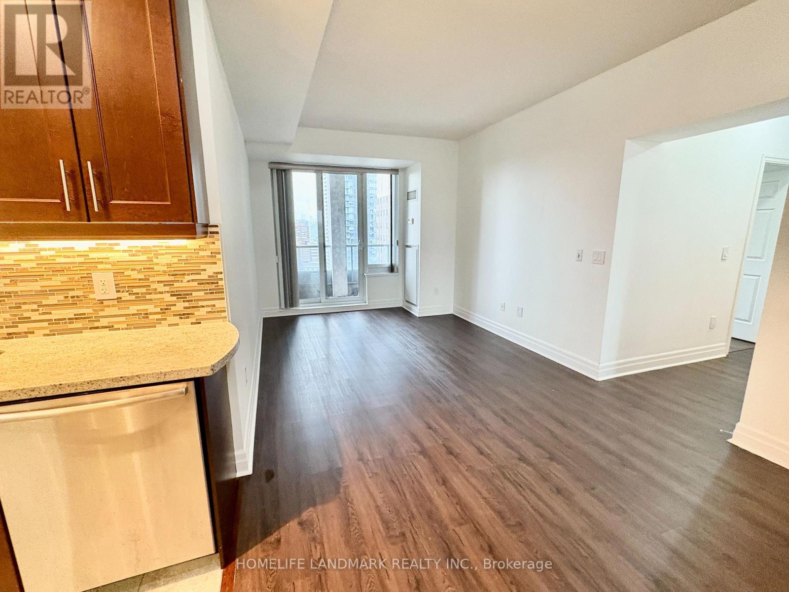 2102 - 35 Balmuto Street, Toronto, Ontario  M4Y 0A3 - Photo 8 - C12954816