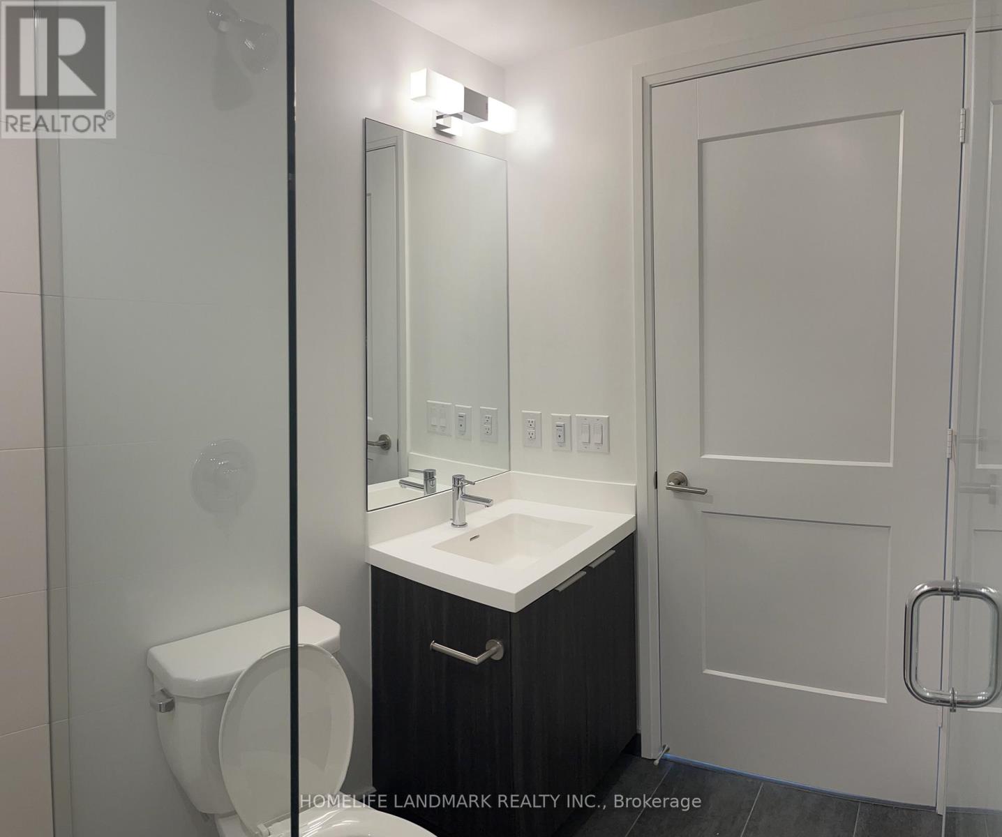 3215 - 8 Widmer Street, Toronto, Ontario  M5V 0W6 - Photo 10 - C12954820