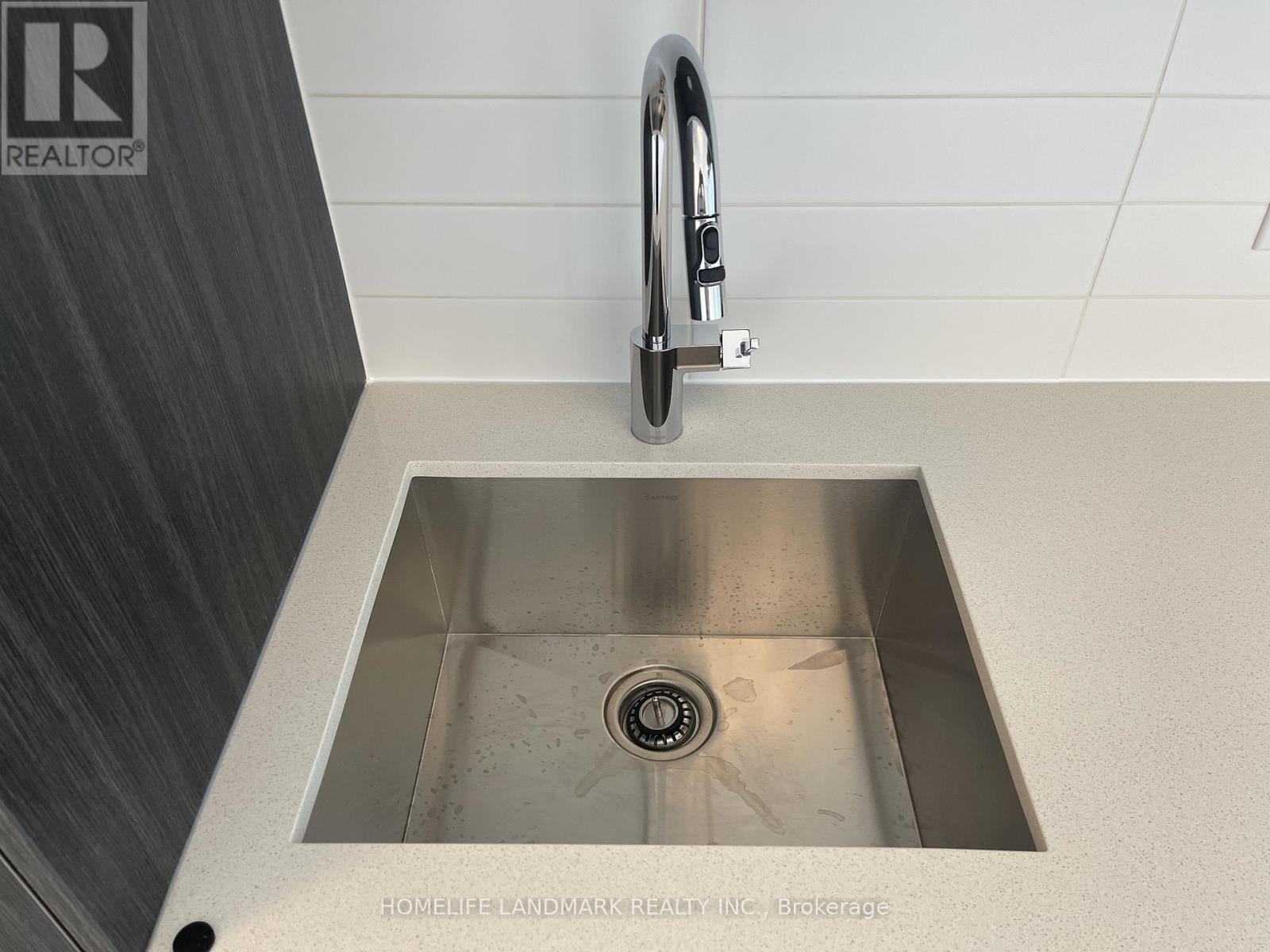 3215 - 8 Widmer Street, Toronto, Ontario  M5V 0W6 - Photo 15 - C12954820