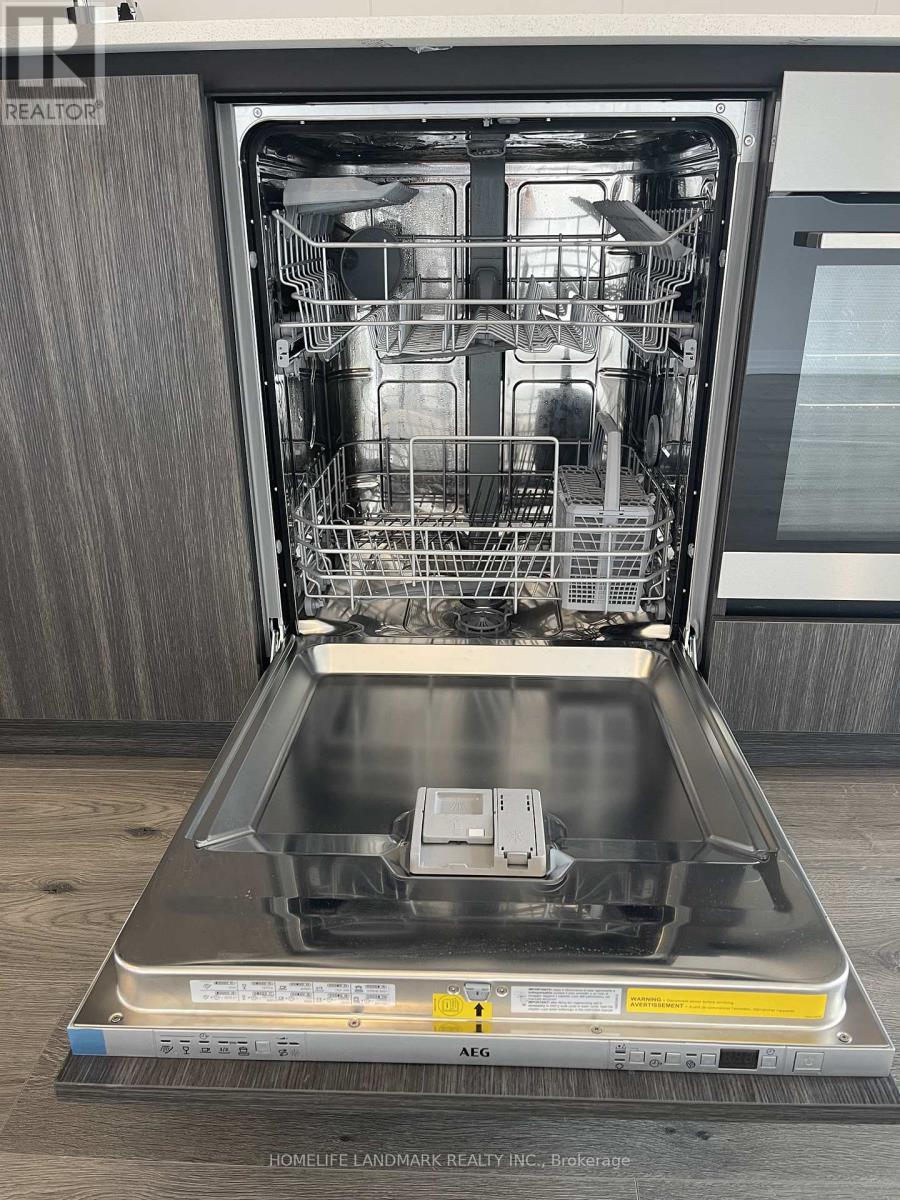 3215 - 8 Widmer Street, Toronto, Ontario  M5V 0W6 - Photo 18 - C12954820