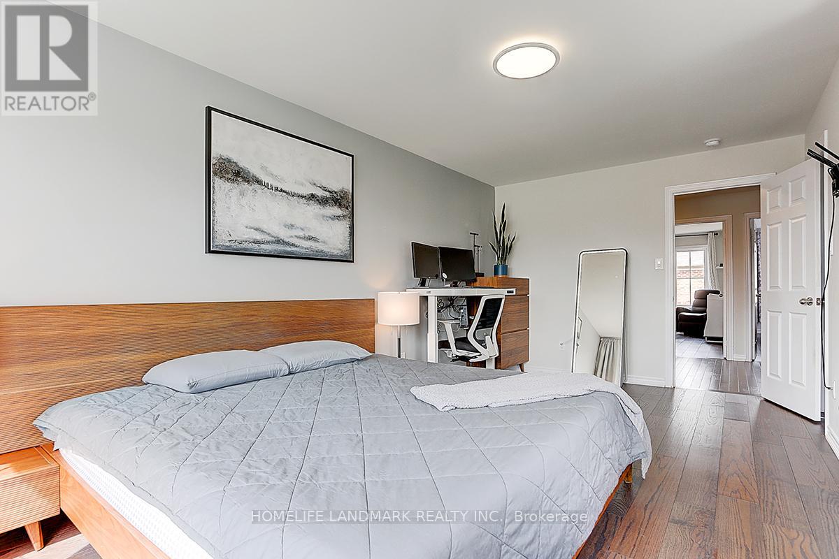 307 Dundas Way, Markham, Ontario  L6E 0S8 - Photo 10 - N12954786