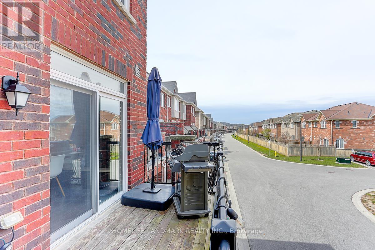 307 Dundas Way, Markham, Ontario  L6E 0S8 - Photo 16 - N12954786