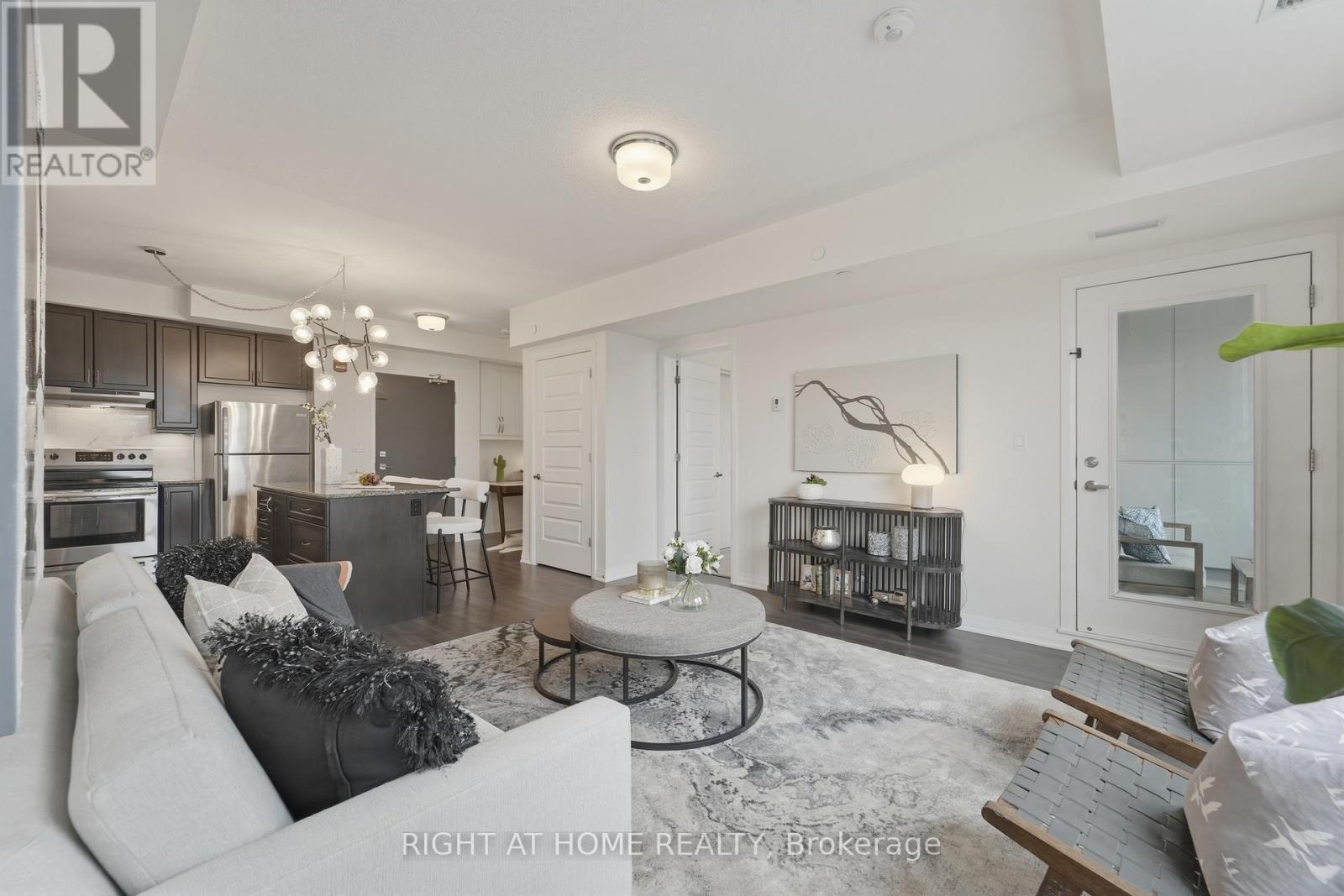 503 - 2 Adam Sellers Street, Markham, Ontario  L6B 1P2 - Photo 10 - N12954794