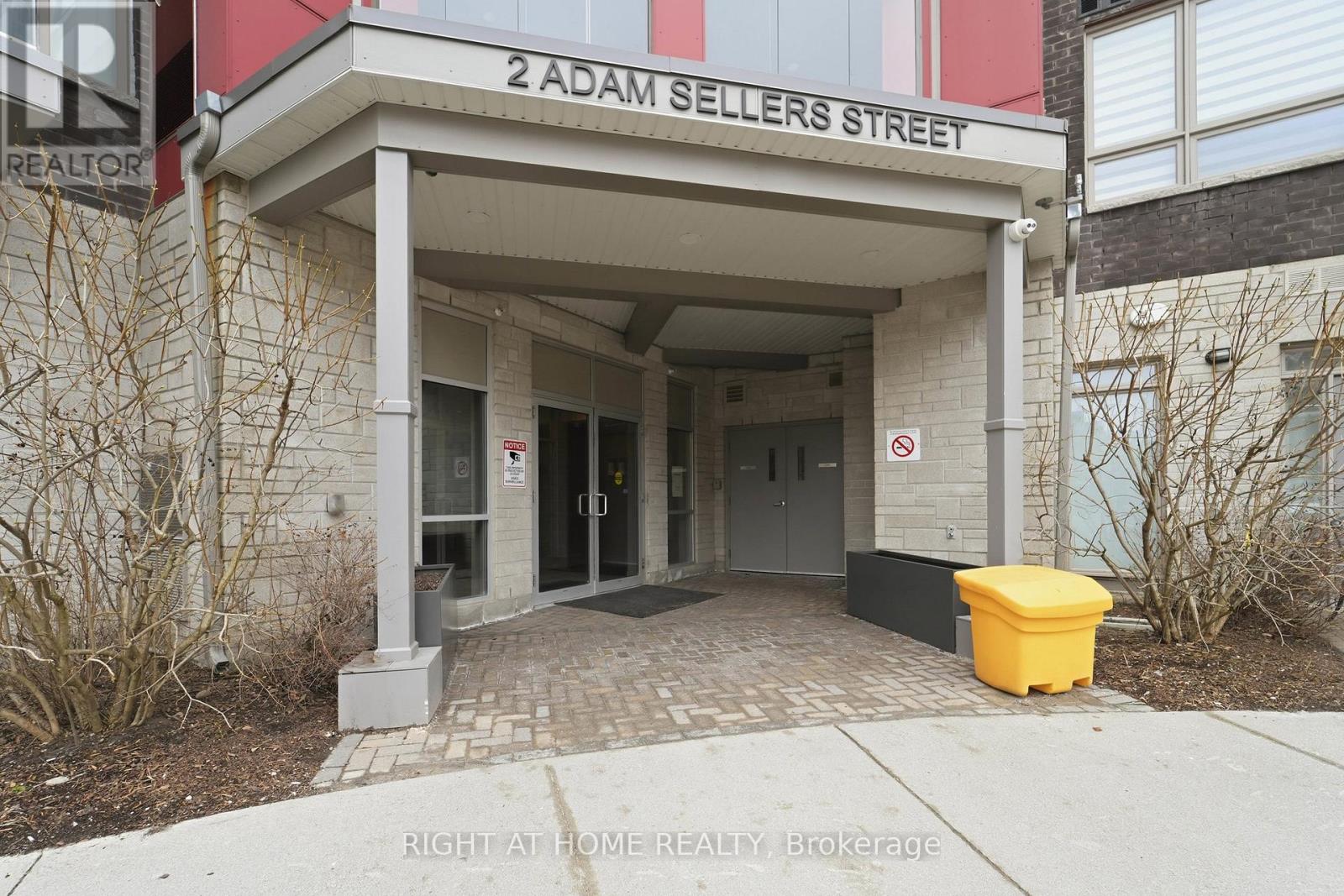 503 - 2 Adam Sellers Street, Markham, Ontario  L6B 1P2 - Photo 2 - N12954794