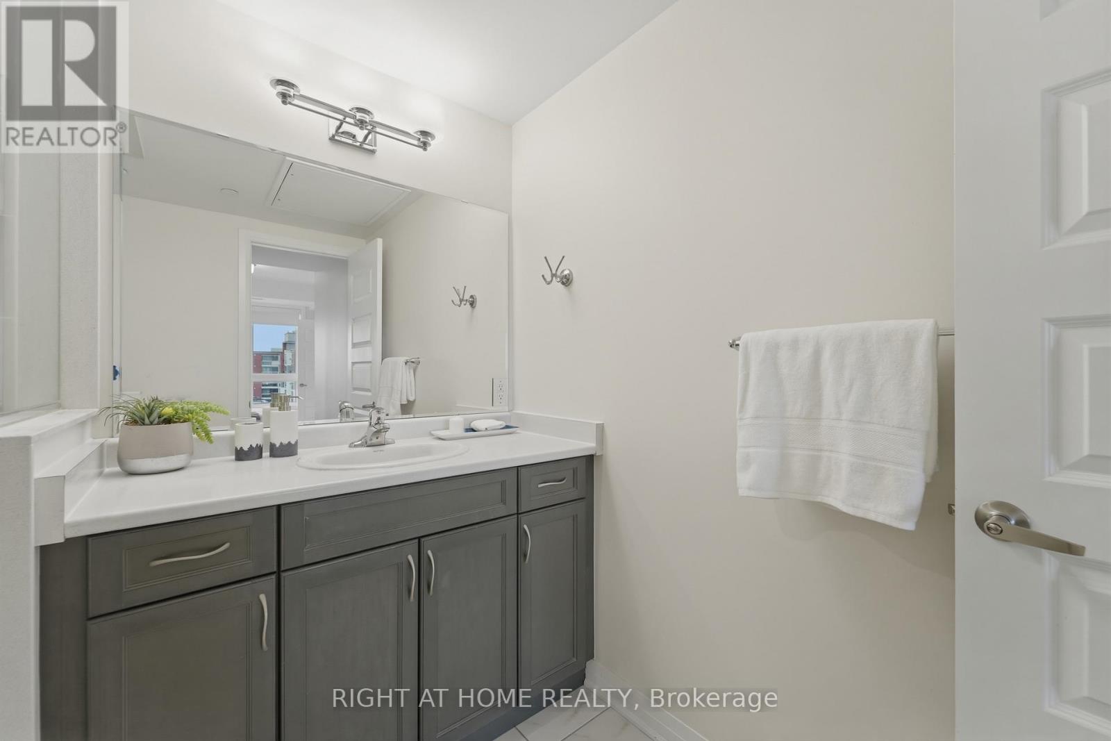 503 - 2 Adam Sellers Street, Markham, Ontario  L6B 1P2 - Photo 23 - N12954794