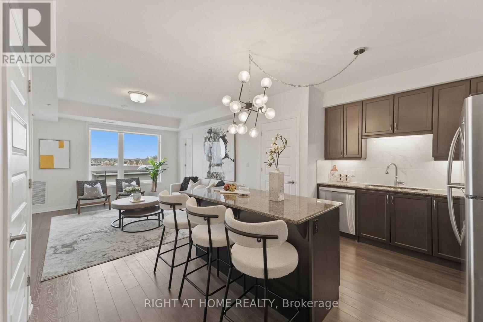 503 - 2 Adam Sellers Street, Markham, Ontario  L6B 1P2 - Photo 4 - N12954794